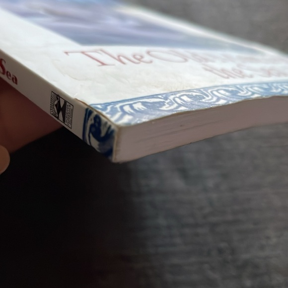 Book "The Old Man and The Sea" by Ernest Hemingway - Picture 5 of 8